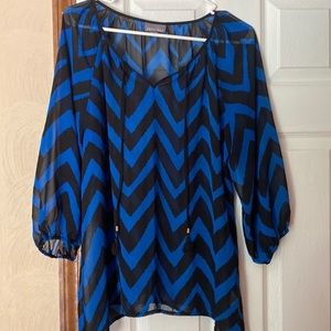 A beautiful Roz&Ali blouse with 3/4 sleeves size M, in excellent condition